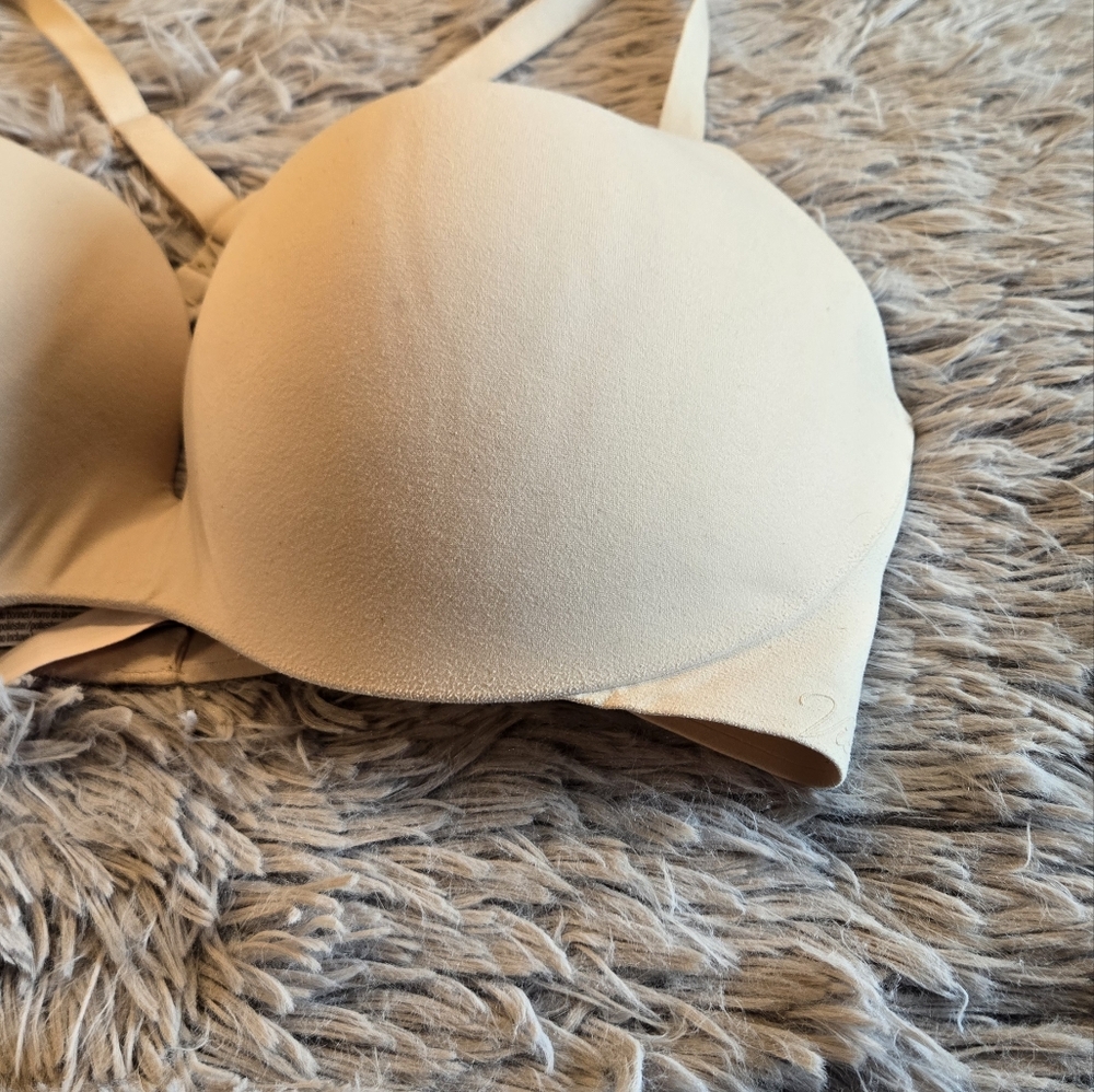 Victoria's Secret Perfect Shape Cream Color Bra Size 38DD - Picture 6 of 14